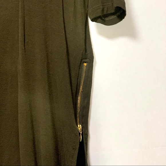 Zenana Outfitters Olive Top w/ Gold Zipper Detail - Picture 3 of 4